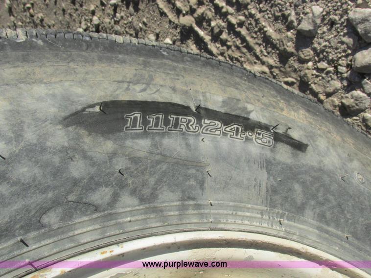 image for item L7011 1985 GMC dump truck