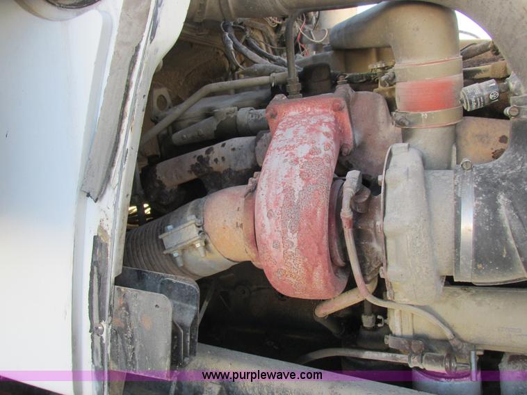 image for item L7011 1985 GMC dump truck