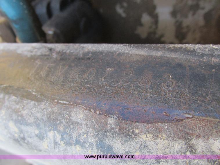 image for item L7011 1985 GMC dump truck