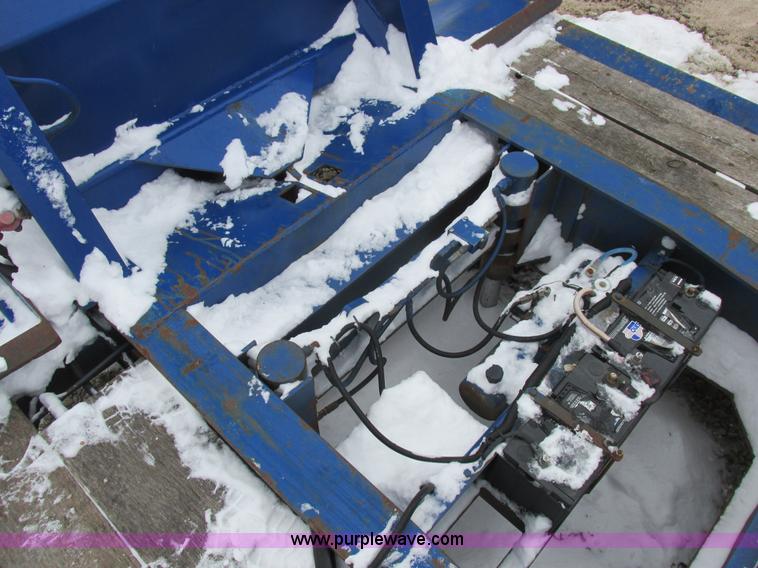 image for item L7023 1986 Load King equipment trailer