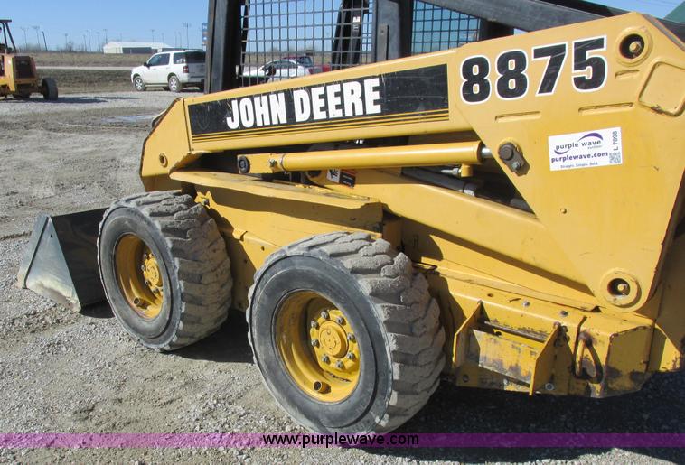 image for item L7098 1997 John Deere 8875 skid steer