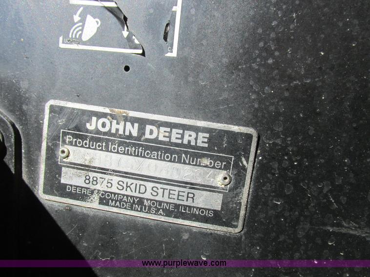 image for item L7098 1997 John Deere 8875 skid steer