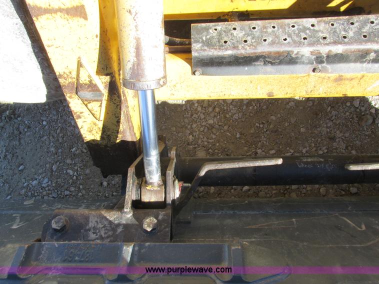 image for item L7098 1997 John Deere 8875 skid steer