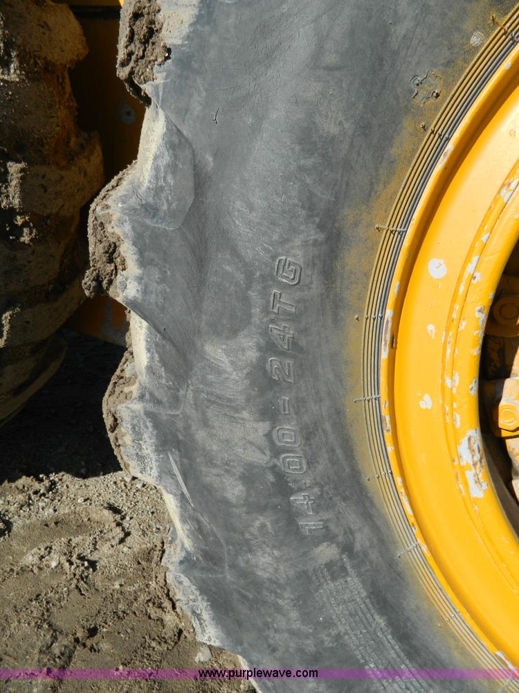 image for item L7307 1988 Champion 710A motor grader