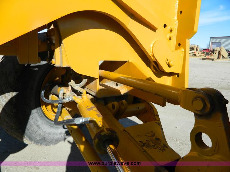 image for item L7307 1988 Champion 710A motor grader