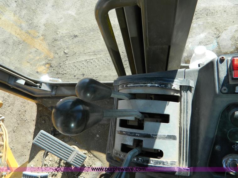 image for item L7307 1988 Champion 710A motor grader