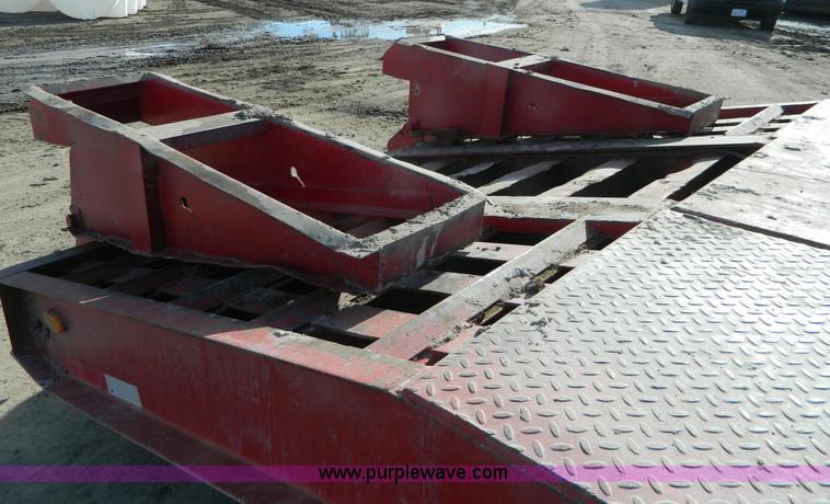 image for item L7311 2001 Belshe T10 drop deck trailer