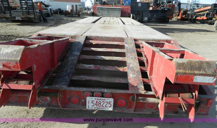 image for item L7311 2001 Belshe T10 drop deck trailer