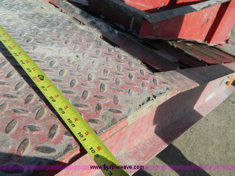 image for item L7311 2001 Belshe T10 drop deck trailer