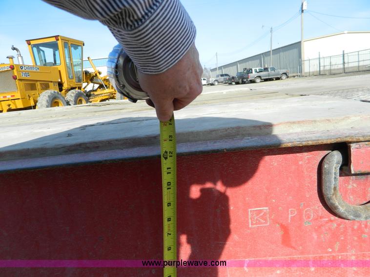 image for item L7311 2001 Belshe T10 drop deck trailer