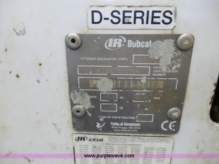 image for item N9353 2001 Bobcat 331E compact excavator