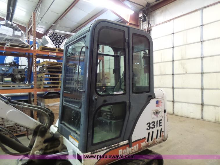 image for item N9353 2001 Bobcat 331E compact excavator