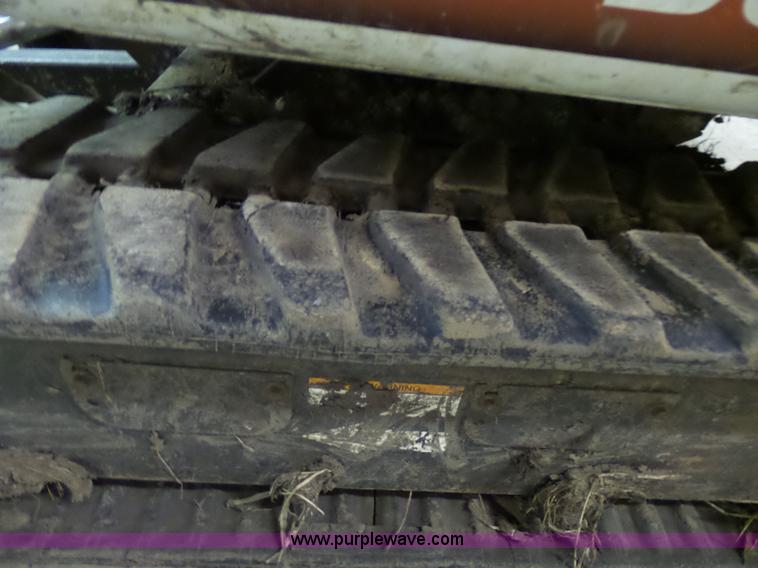 image for item N9353 2001 Bobcat 331E compact excavator