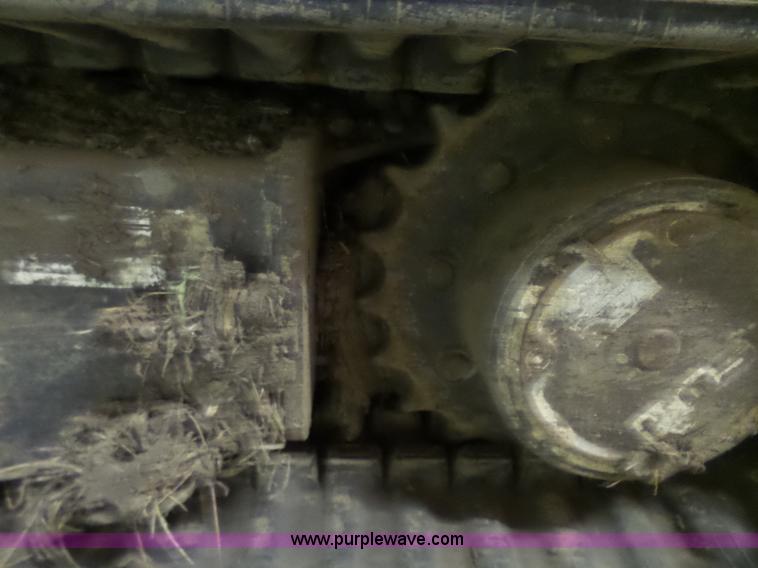 image for item N9353 2001 Bobcat 331E compact excavator