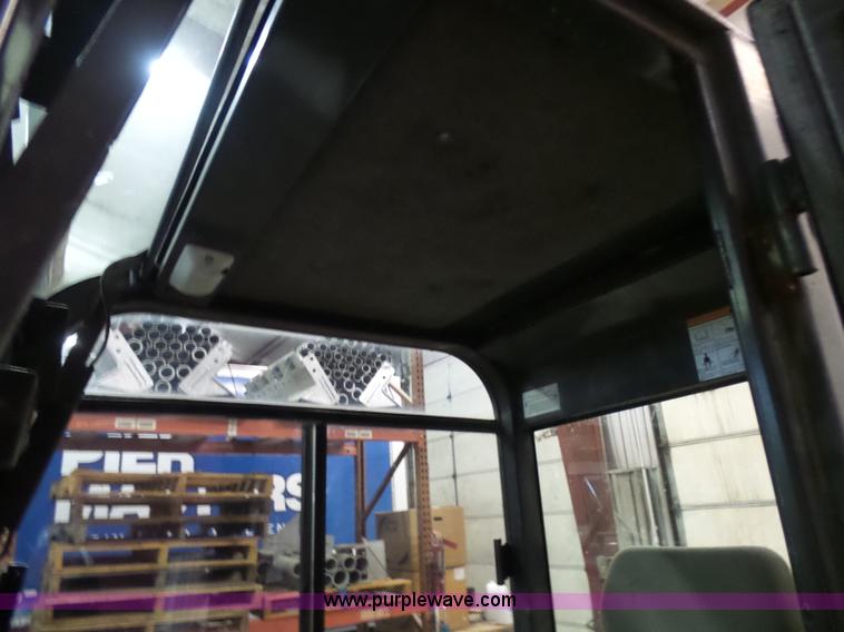 image for item N9353 2001 Bobcat 331E compact excavator