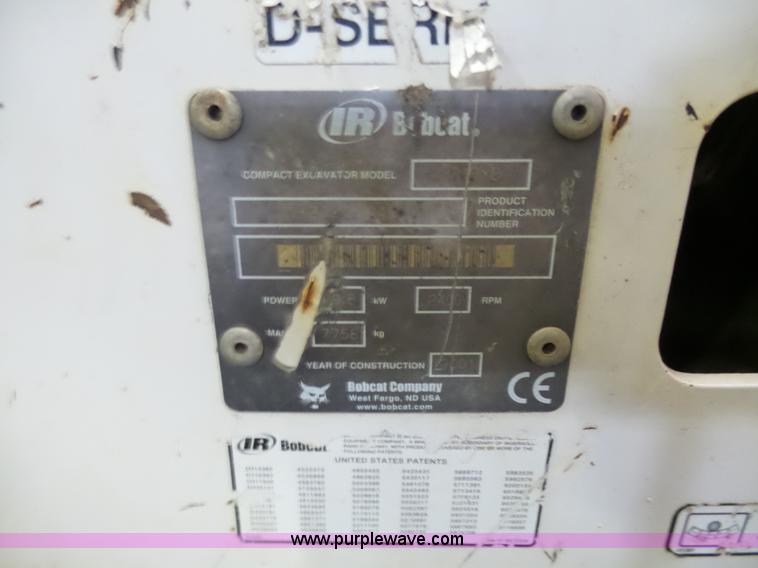 image for item N9354 2001 Bobcat 331E compact excavator