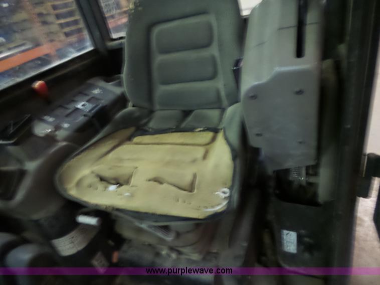 image for item N9354 2001 Bobcat 331E compact excavator