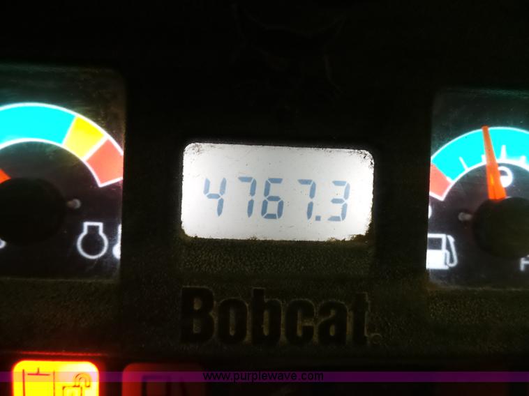 image for item N9354 2001 Bobcat 331E compact excavator