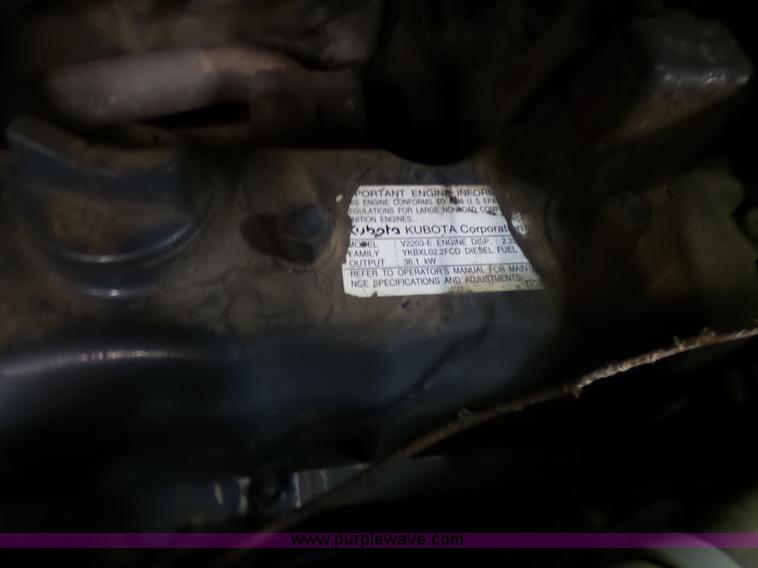 image for item N9354 2001 Bobcat 331E compact excavator