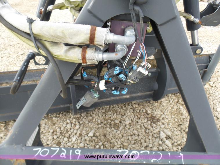 image for item N9375 Bobcat skid steer grader