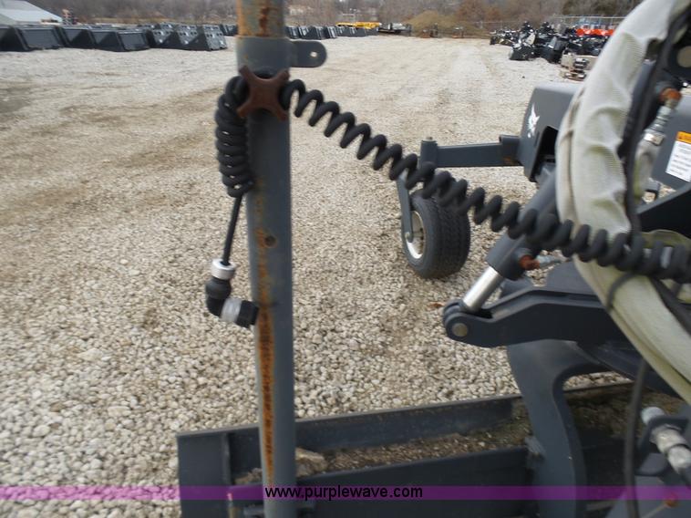 image for item N9375 Bobcat skid steer grader