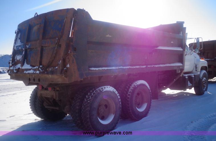 image for item AL9229 1995 GMC TopKick dump truck