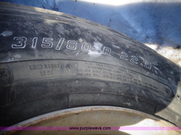 image for item AL9229 1995 GMC TopKick dump truck