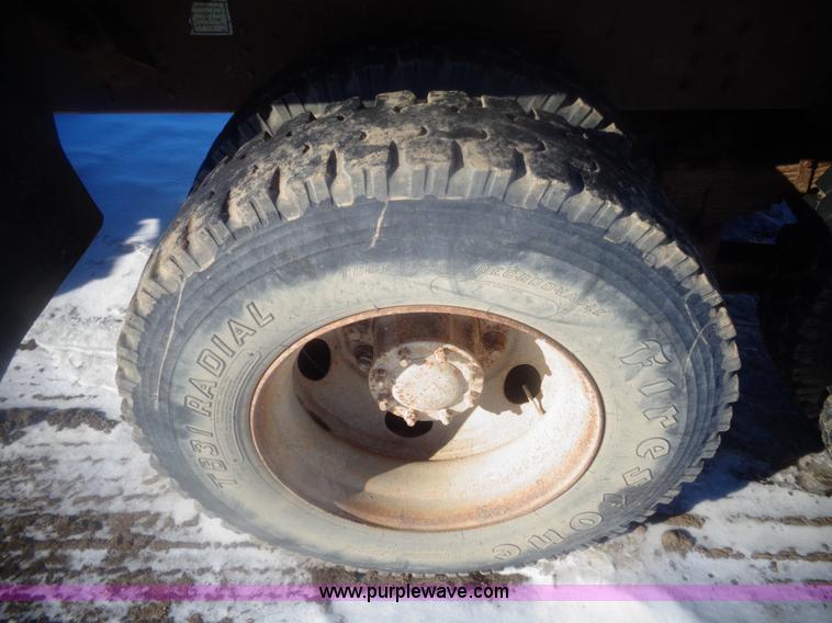 image for item AL9229 1995 GMC TopKick dump truck