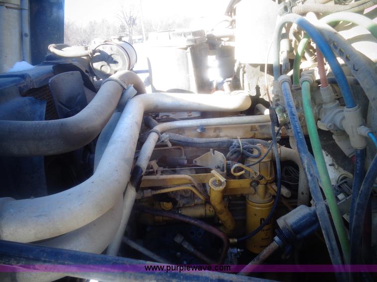 image for item AL9229 1995 GMC TopKick dump truck