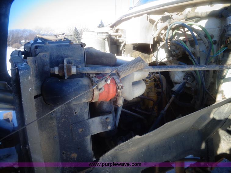 image for item AL9229 1995 GMC TopKick dump truck