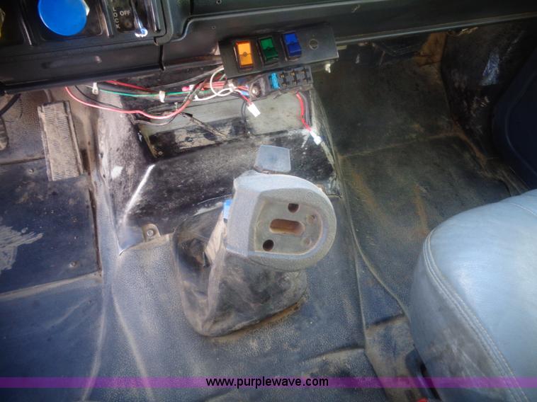 image for item AL9229 1995 GMC TopKick dump truck