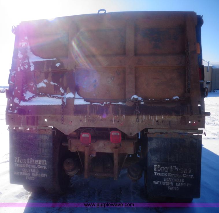 image for item AL9230 1996 GMC Top Kick dump truck