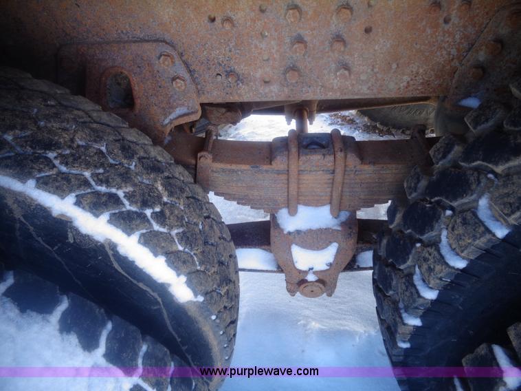 image for item AL9230 1996 GMC Top Kick dump truck