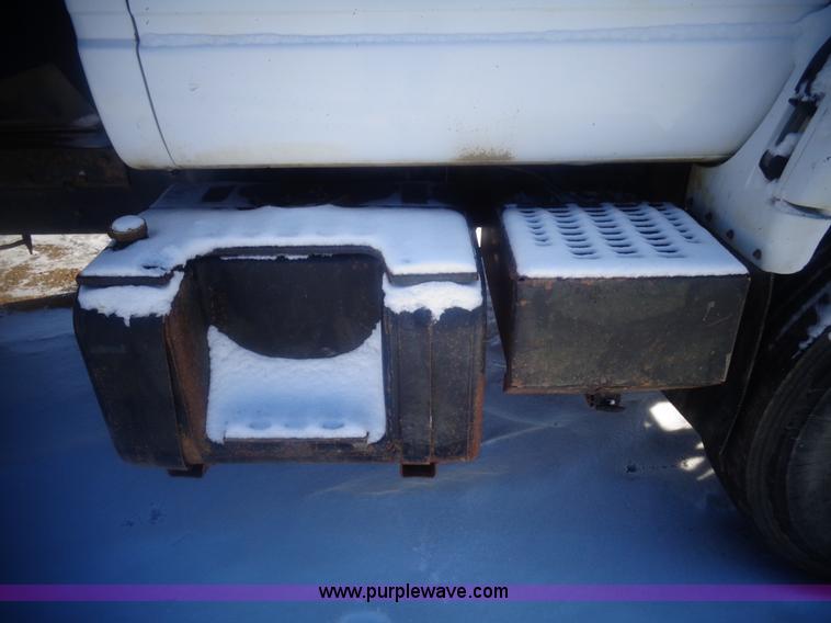 image for item AL9230 1996 GMC Top Kick dump truck