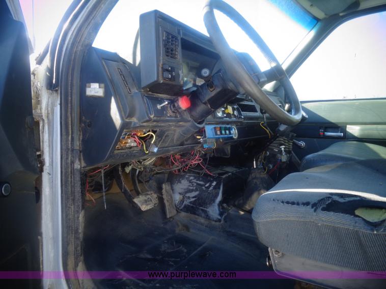 image for item AL9230 1996 GMC Top Kick dump truck