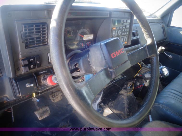 image for item AL9230 1996 GMC Top Kick dump truck