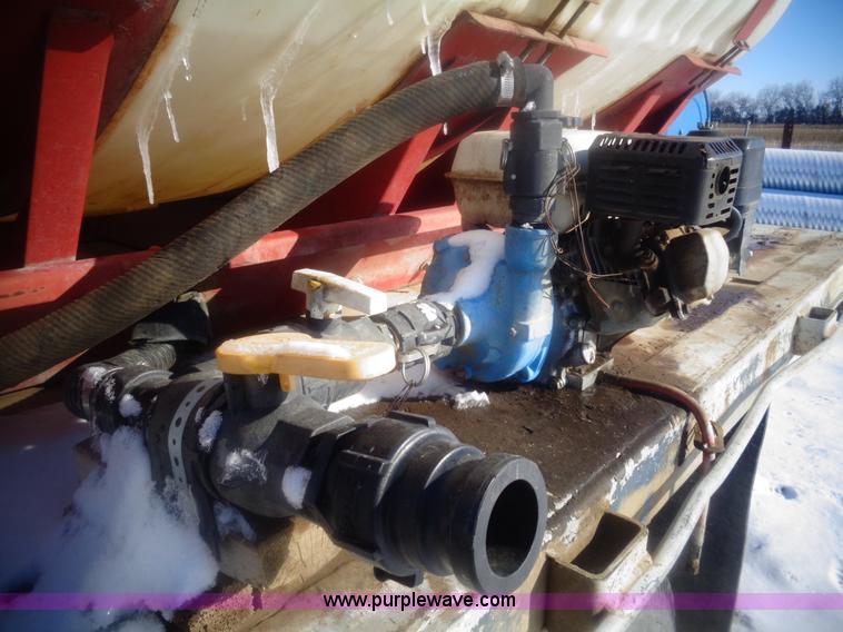 image for item AL9231 1981 International 1754 flatbed truck