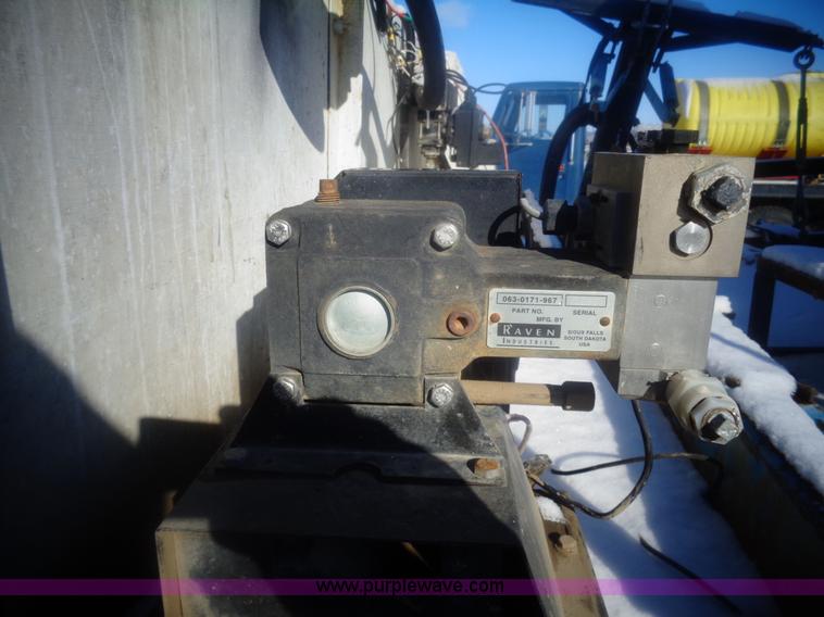 image for item AL9231 1981 International 1754 flatbed truck