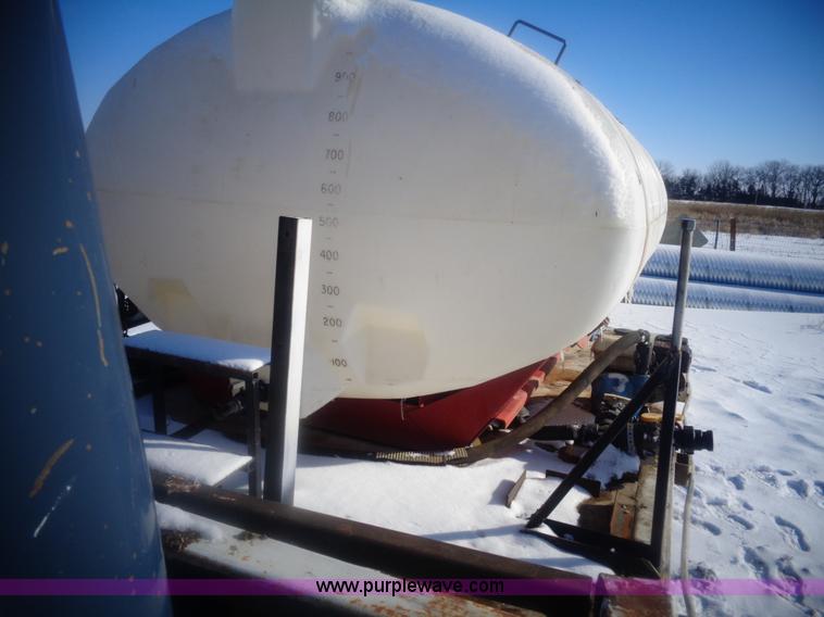 image for item AL9231 1981 International 1754 flatbed truck