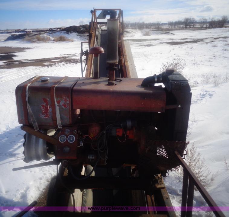 image for item AL9233 1964 Kolman 101-XHD gravel screen