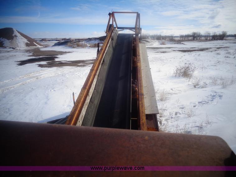 image for item AL9233 1964 Kolman 101-XHD gravel screen