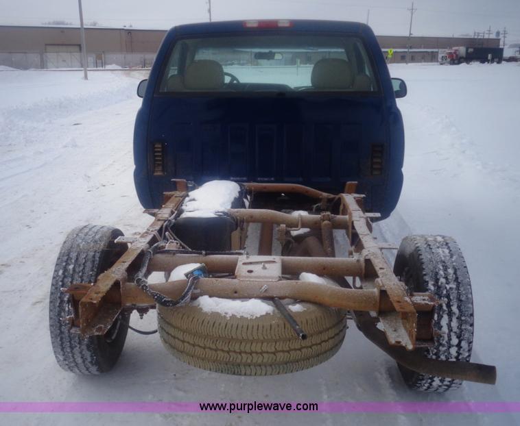 image for item AL9238 2000 Chevrolet Silverado 1500 pickup truck cab and chassis