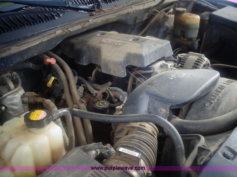 image for item AL9238 2000 Chevrolet Silverado 1500 pickup truck cab and chassis