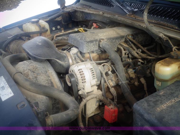 image for item AL9238 2000 Chevrolet Silverado 1500 pickup truck cab and chassis