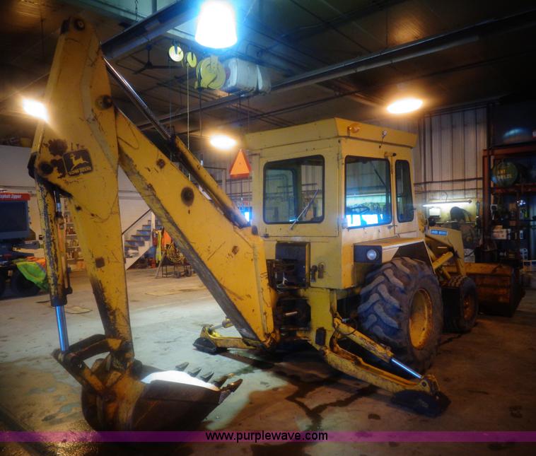 image for item AL9240 1980 John Deere 410 backhoe