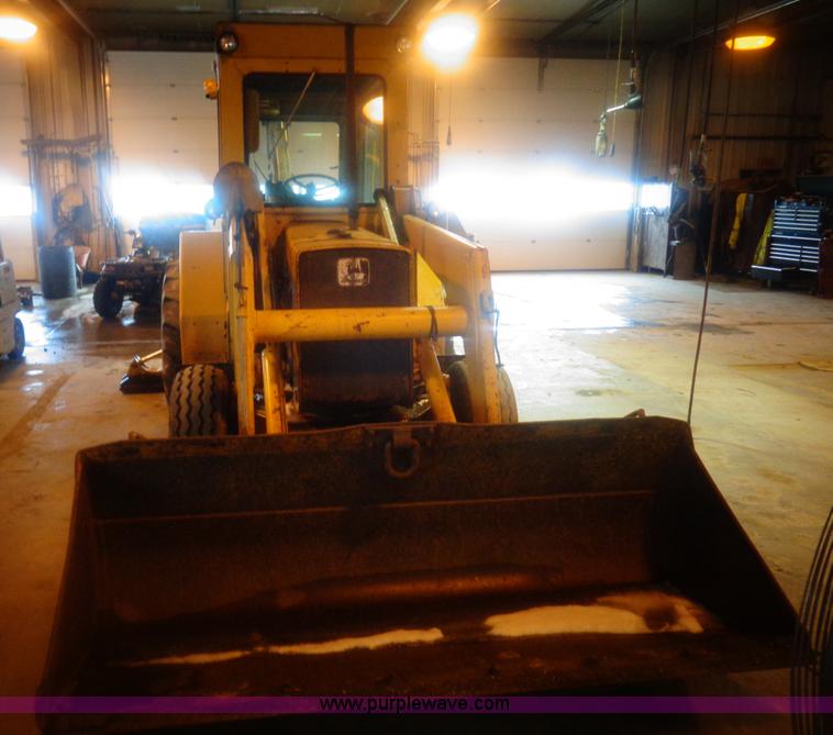 image for item AL9240 1980 John Deere 410 backhoe