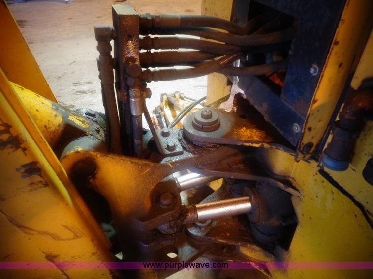 image for item AL9240 1980 John Deere 410 backhoe