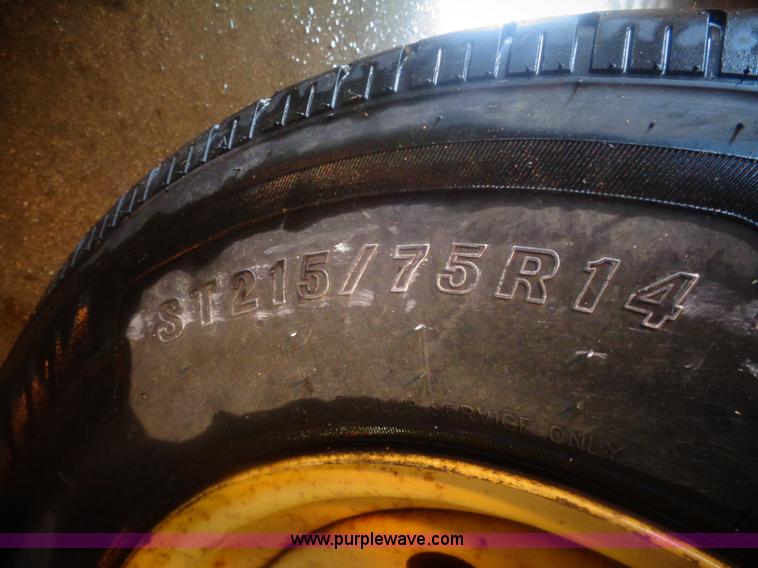 image for item AL9241 2000 Vermeer 935BC Auto Feed II wood chipper