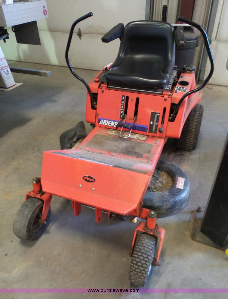 image for item AO9913 Ariens EZR1742 lawn mower