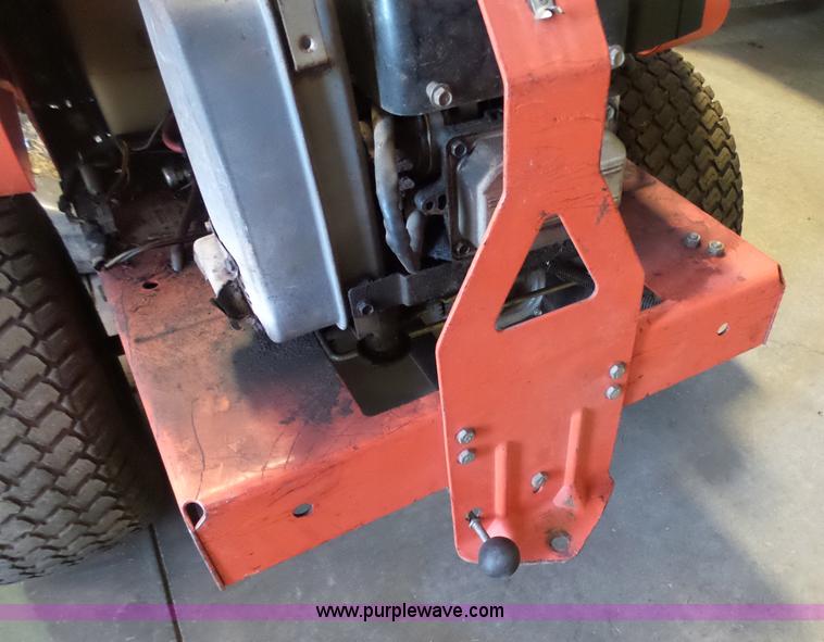 image for item AO9913 Ariens EZR1742 lawn mower